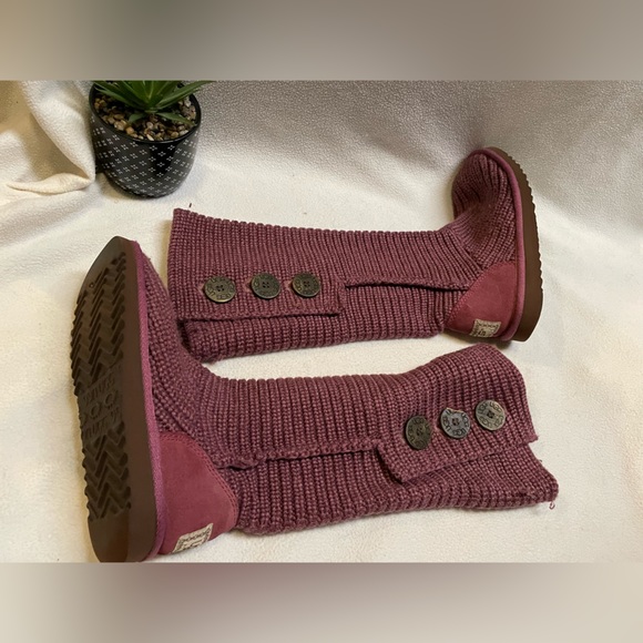 UGG boots - Picture 4 of 10